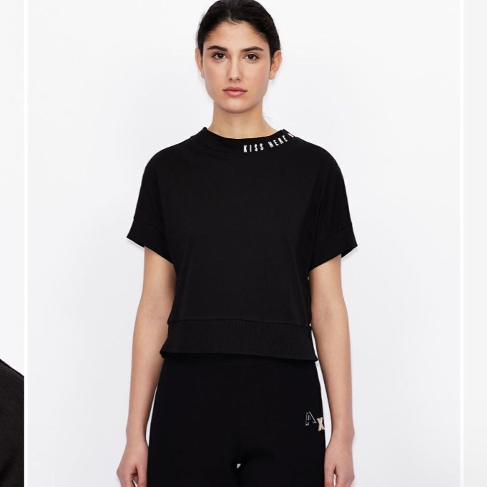 Armani Exchange Kiss Here Black Short Sleeved Cropped Sweater Size Medium‎